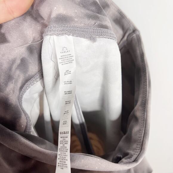 New Varley Small S Grey Lets Go High Rise Leggings Workout Printed Concrete Leaf - Picture 10 of 12